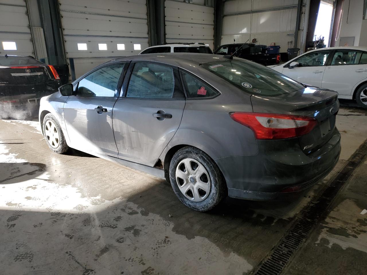 2012 Ford Focus VIN 1FAHP3E2XCL321692 Copart auction photo, rear end / side damage thumbnail 2