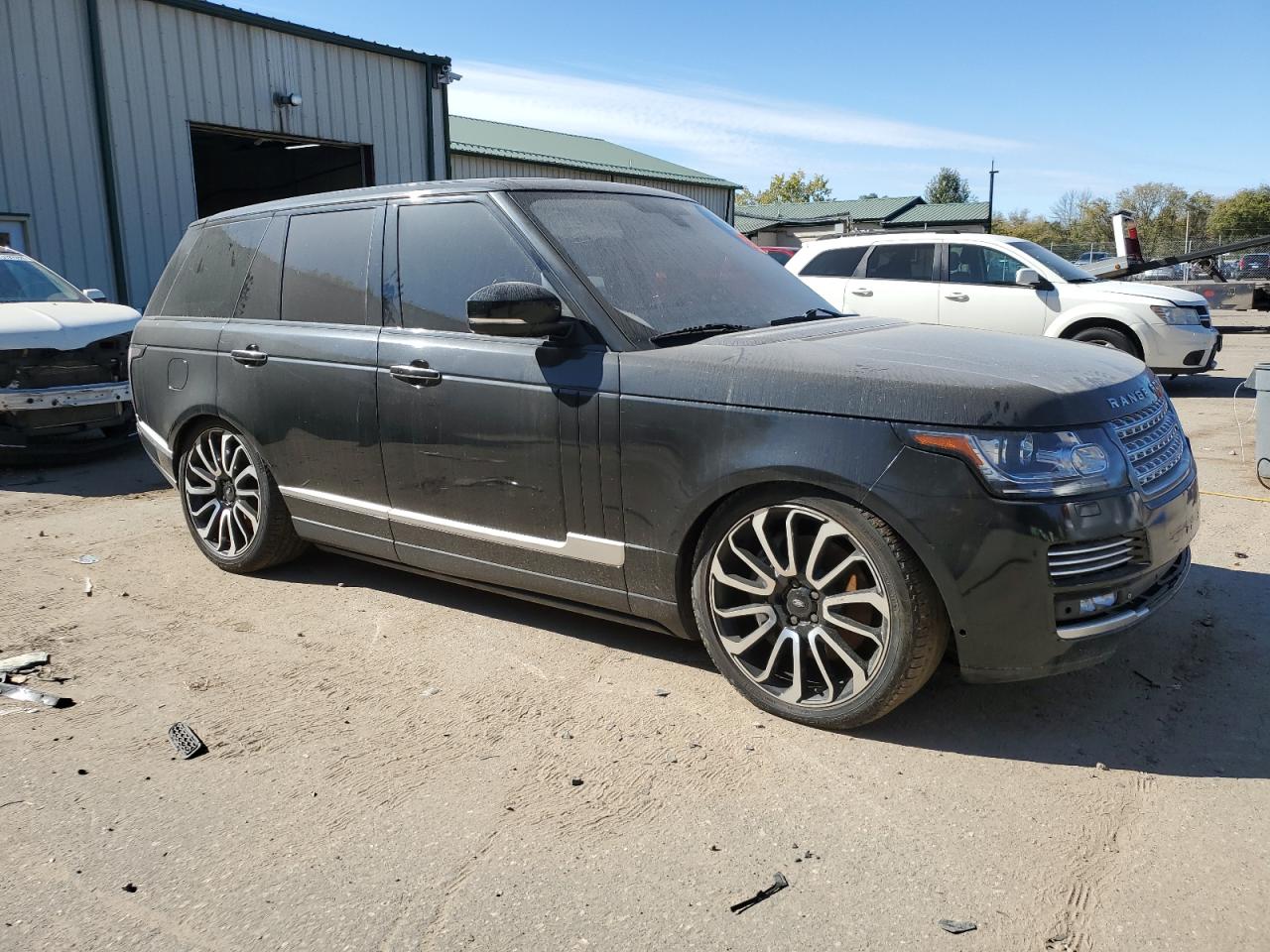 2014 Land Rover Range Rover VIN SALGV2FE0HA914567 Copart auction photo, vandalism damage thumbnail 4