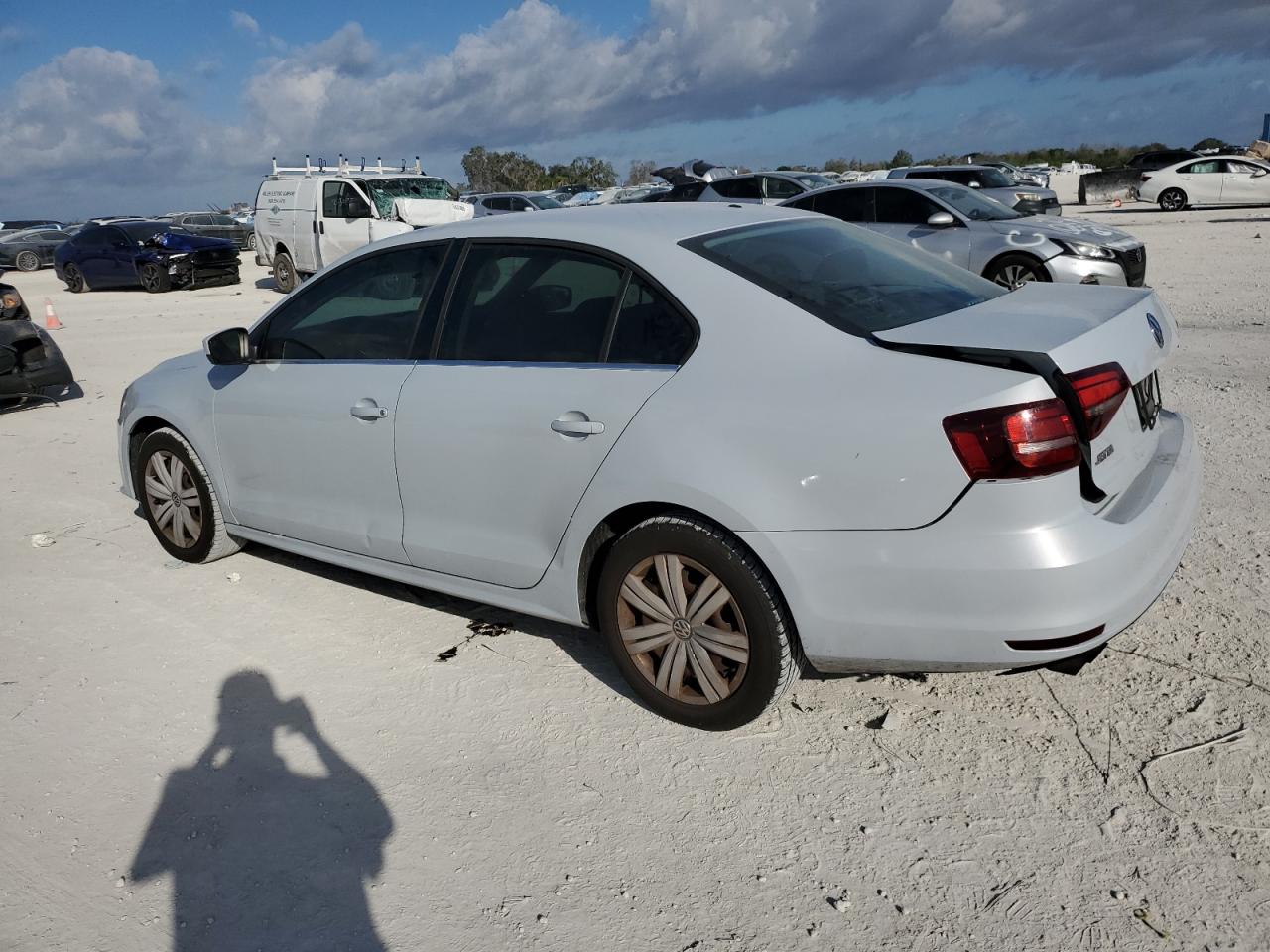 2017 Volkswagen Jetta VIN 3VW2B7AJ6HM317130 Copart auction photo, side / rear end damage thumbnail 2