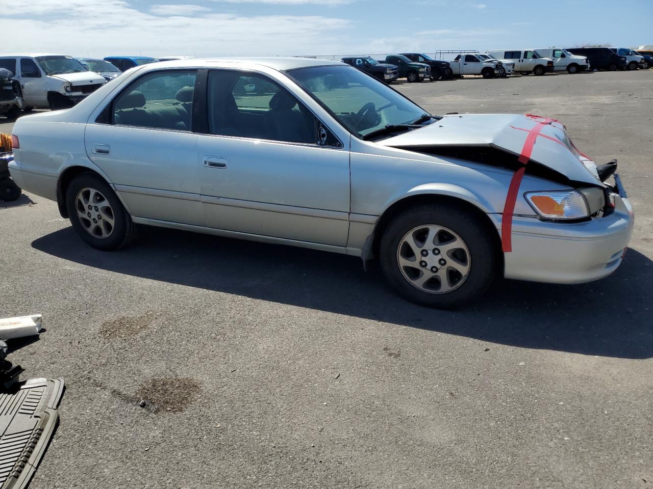 2000 Toyota Camry VIN JT2BF22K6Y0283204 Copart auction photo, front end damage thumbnail 4