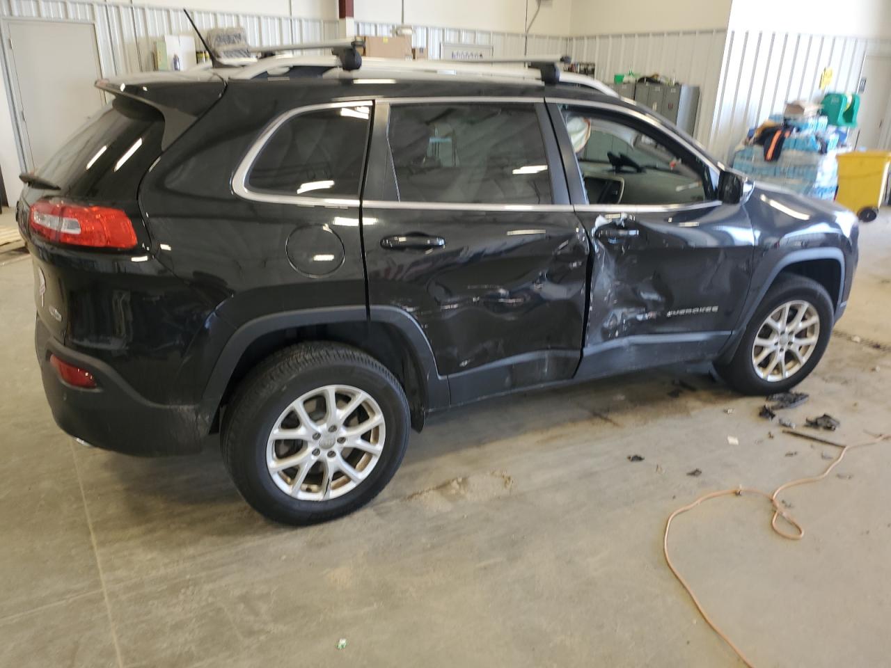 2015 Jeep Grand Cherokee VIN 1C4PJMCS1FW676124 Copart auction photo, side damage thumbnail 3