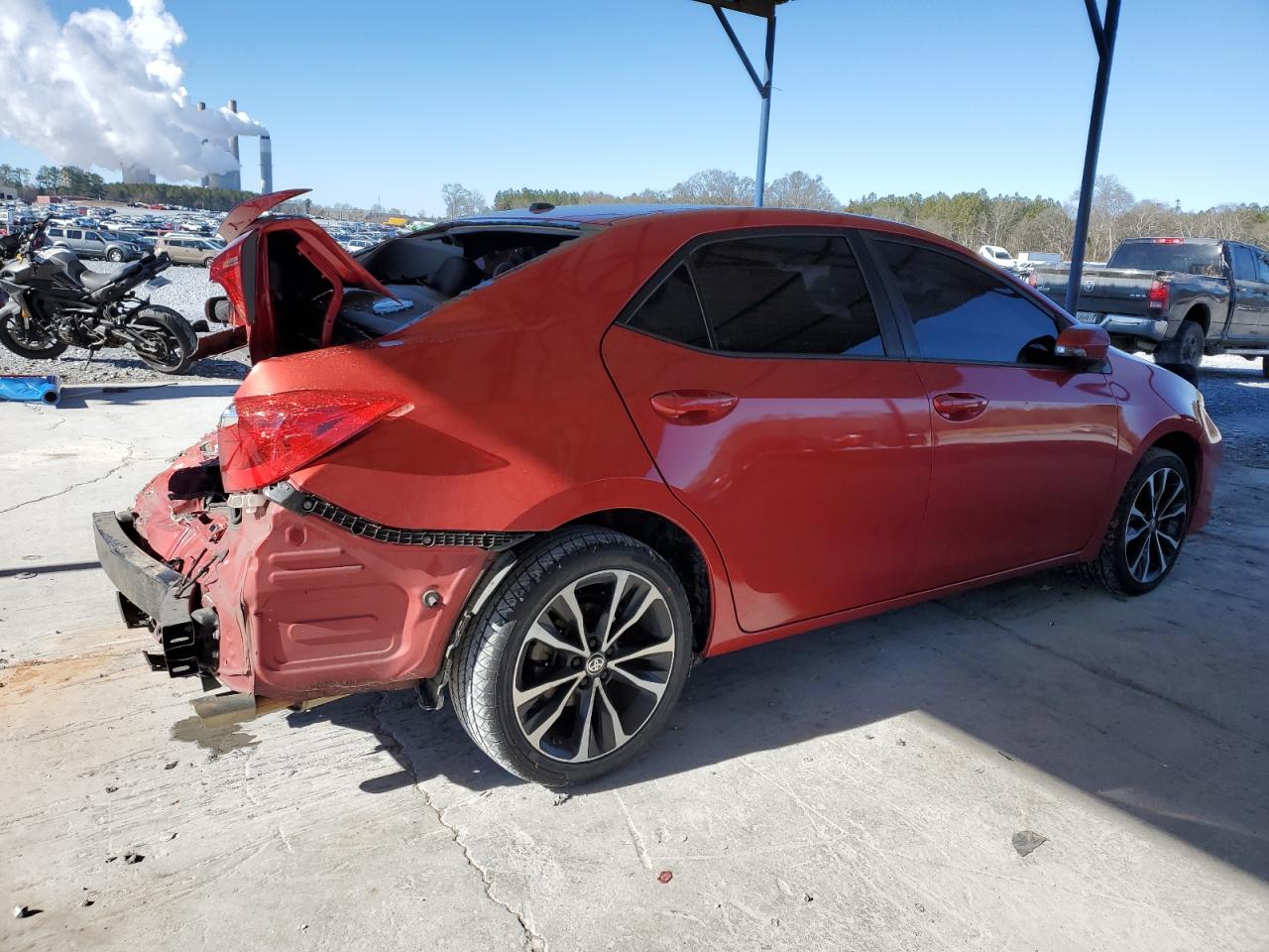 2018 Toyota Corolla VIN 5YFBURHE1JP823870 Copart auction photo, all over damage thumbnail 3