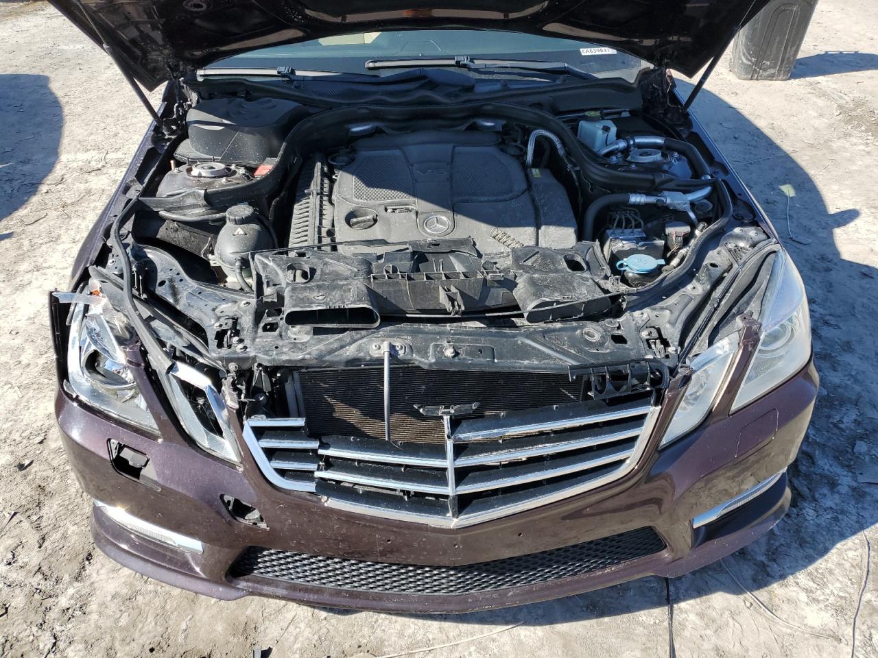2012 Mercedes-Benz E-klasse VIN WDDHF8JB8CA639831 Copart auction photo, front end damage thumbnail 11