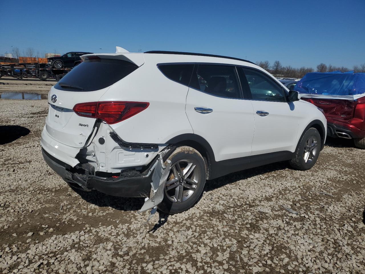 2018 Hyundai Santa Fe VIN 5XYZU3LB8JG571192 Copart auction photo, rear end damage thumbnail 3
