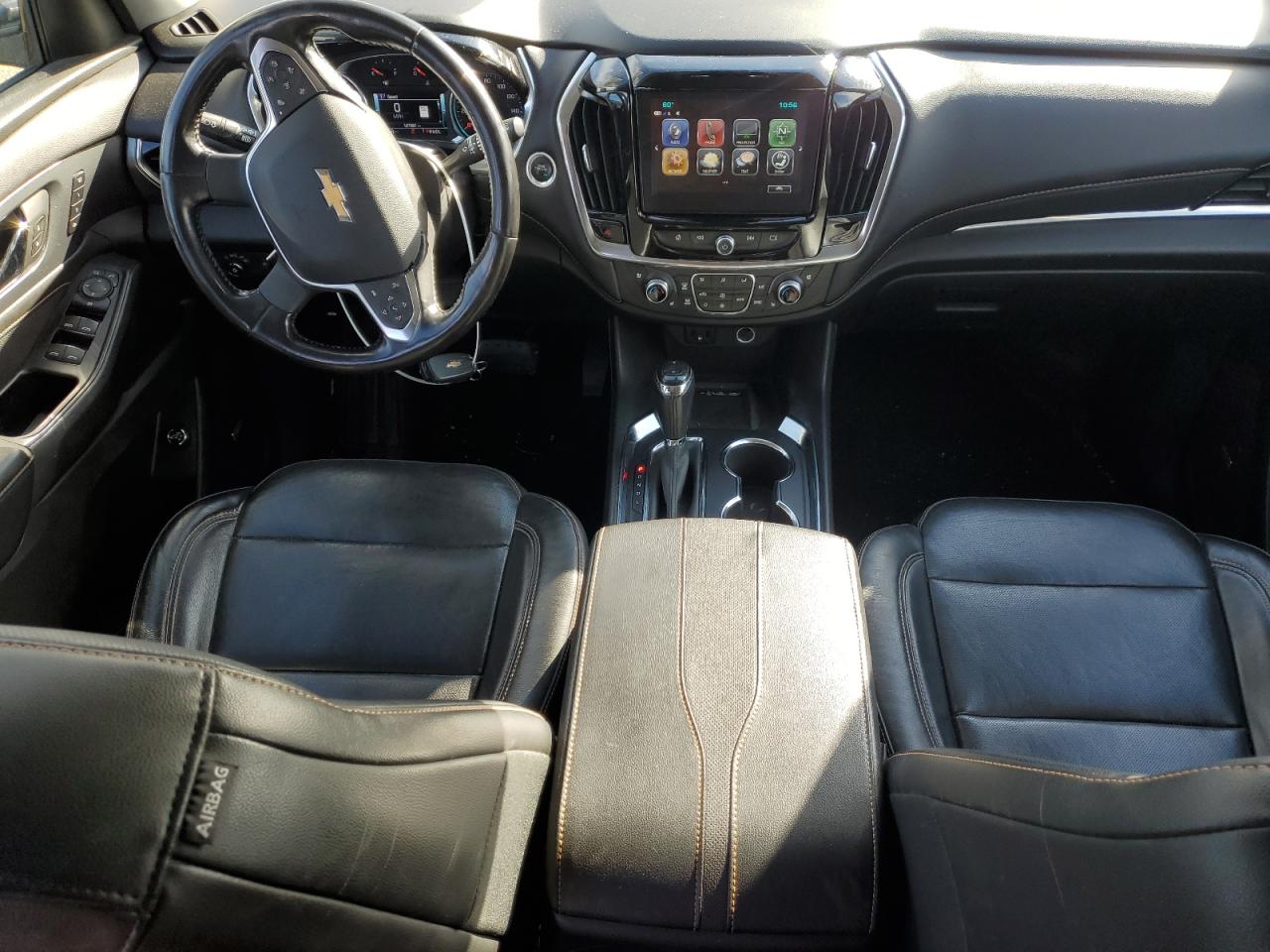 2019 Chevrolet Traverse VIN 1GNEVKKW4KJ191656 Copart auction photo, minor dent/scratches damage thumbnail 8