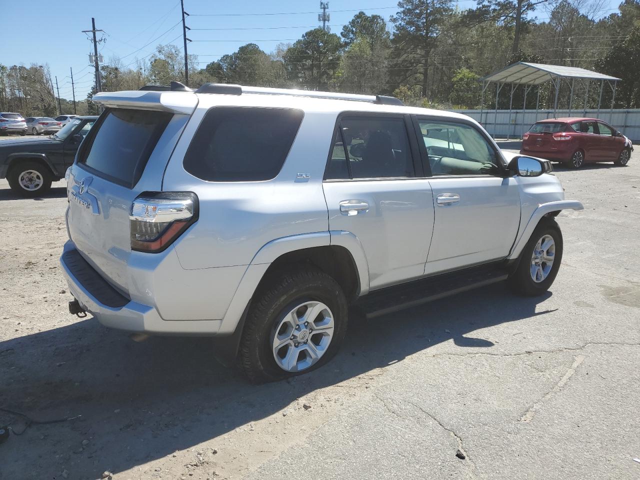 2024 Toyota 4Runner VIN JTENU5JR5R6230319 Copart auction photo, front end damage thumbnail 3