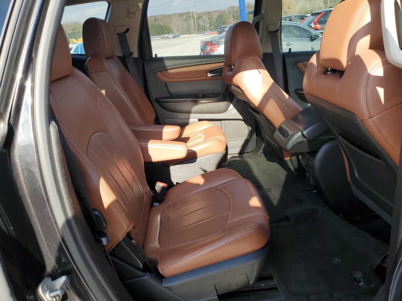2015 Chevrolet Traverse VIN 1GNKRJKD4FJ164074 Copart auction photo, rear end damage thumbnail 11
