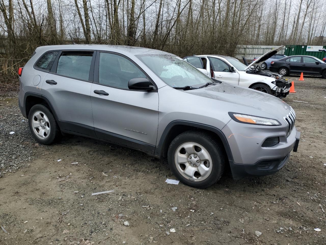 2015 Jeep Grand Cherokee VIN 1C4PJLAB1FW731782 Copart auction photo, front end / side damage thumbnail 4