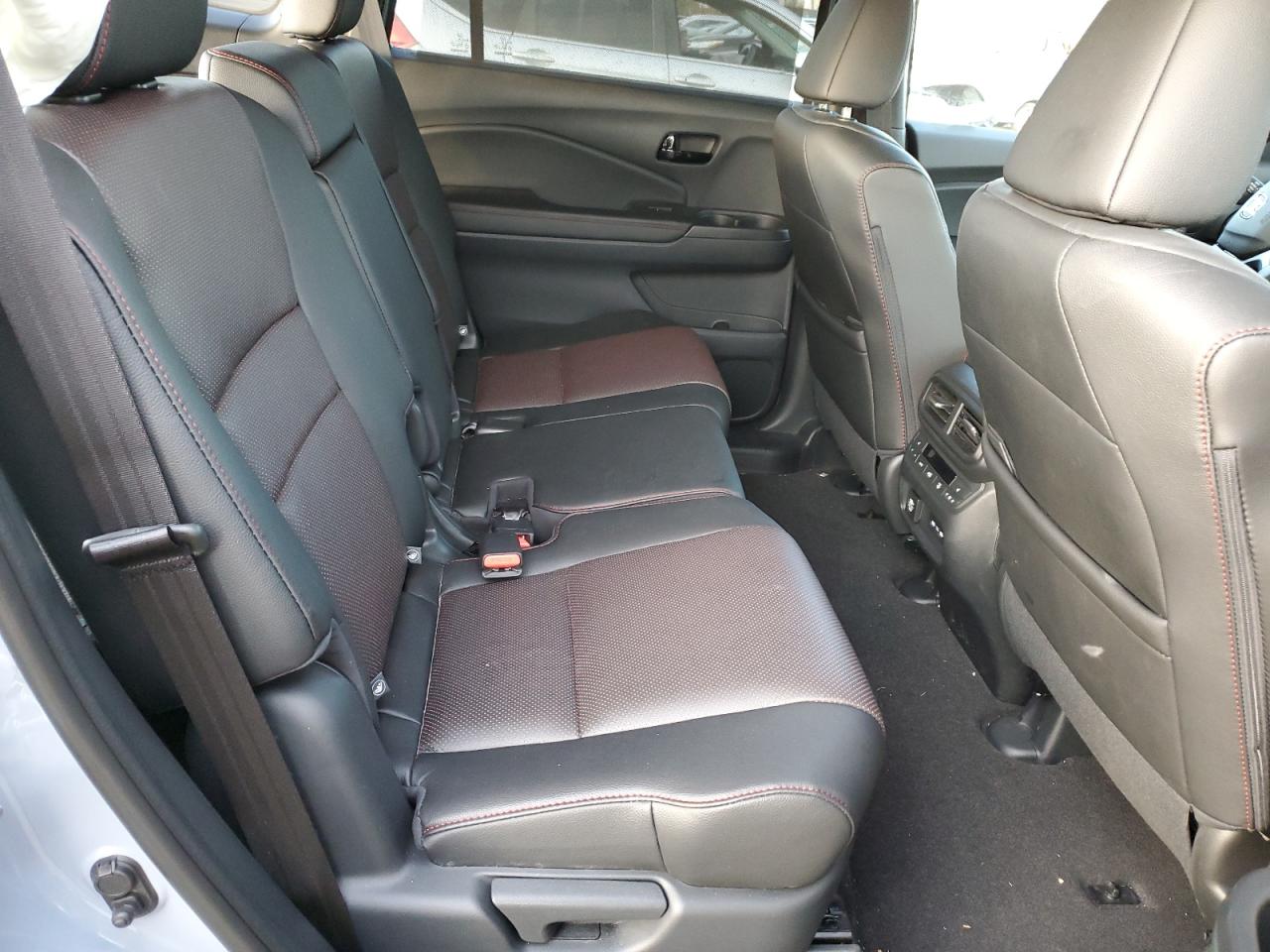 2024 Honda Passport VIN 5FNYF8H85RB016087 Copart auction photo, side damage thumbnail 11