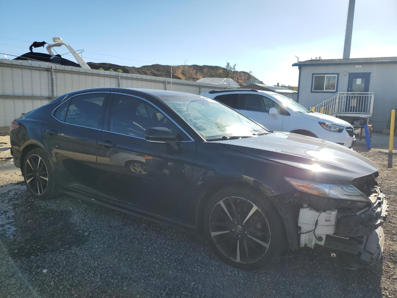 2018 Toyota Camry VIN 4T1B61HK9JU035774 Copart auction photo, rear end / front end damage thumbnail 4