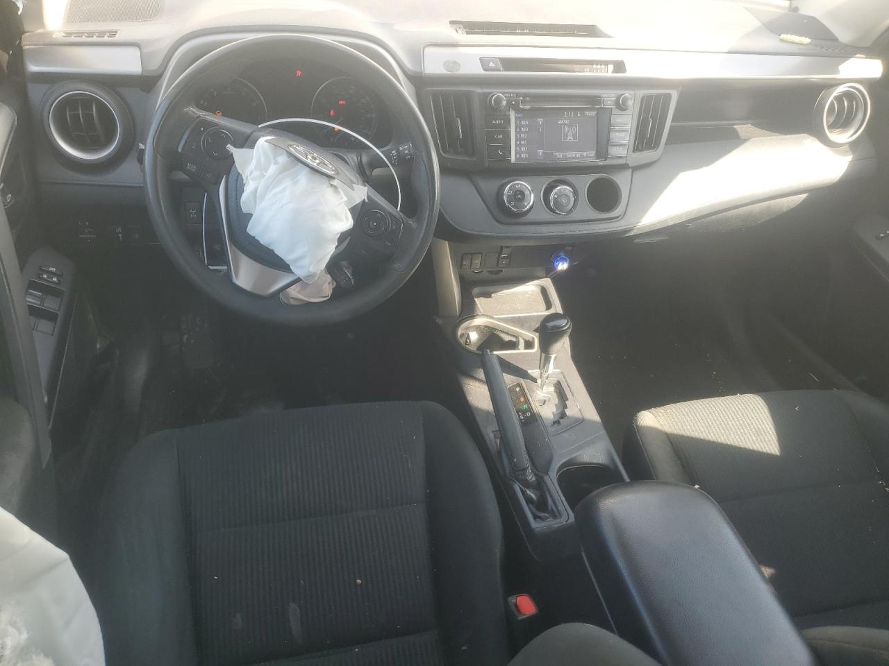 2018 Toyota RAV 4 VIN 2T3BFREV8JW810151 Copart auction photo, front end / side damage thumbnail 8