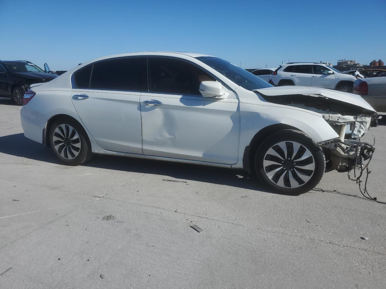 2017 Honda Accord VIN JHMCR6F55HC023064 Copart auction photo, front end / side damage thumbnail 4