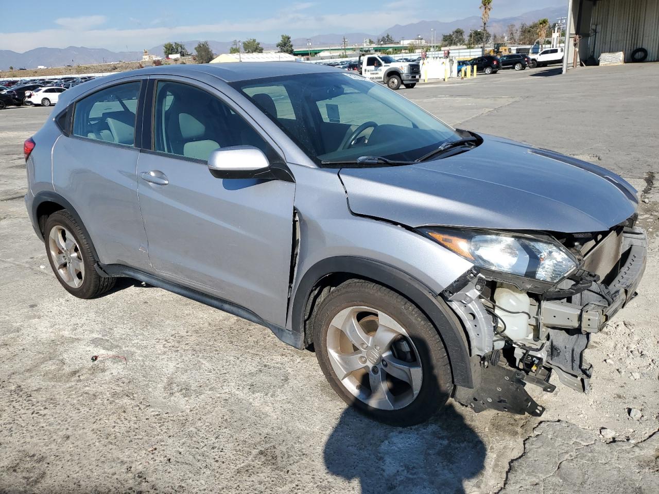 2018 Honda HR-V VIN 3CZRU5H34JM715640 Copart auction photo, front end damage thumbnail 4