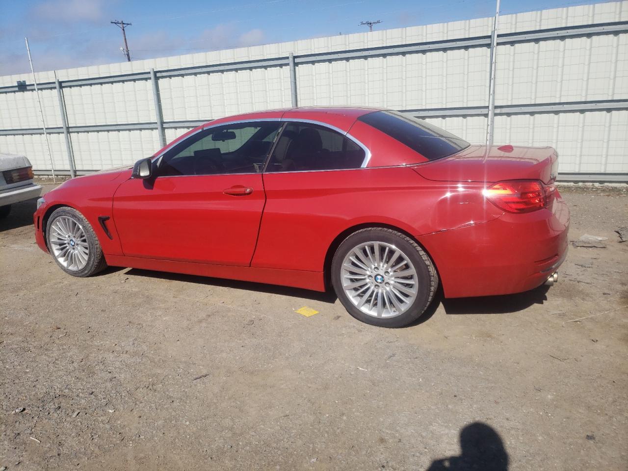 2015 BMW 4er VIN WBA3V5C59FP752781 Copart auction photo, side / rear end damage thumbnail 2