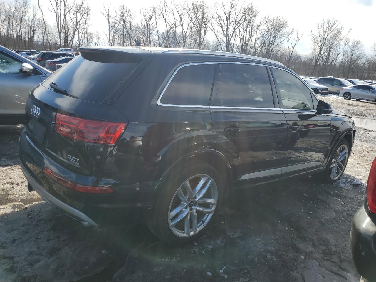 2018 Audi Q7 VIN WA1VAAF77JD045731 Copart auction photo, front end damage thumbnail 3