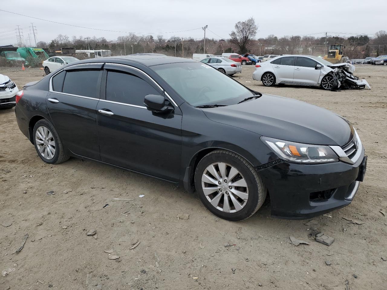 2014 Honda Accord VIN 1HGCR2F82EA033256 Copart auction photo, side damage thumbnail 4