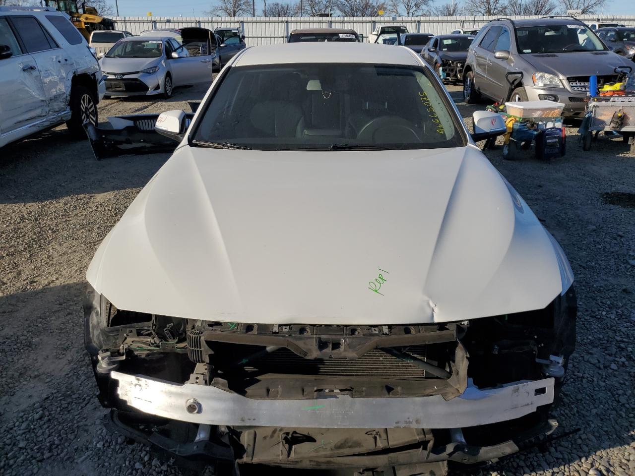 2018 BMW 3er VIN WBA8A9C5XJK623110 Copart auction photo, front end / rear end damage thumbnail 5