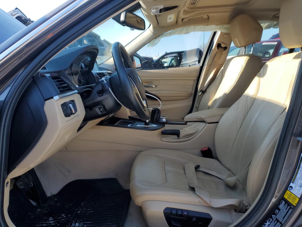 2014 BMW 3er VIN WBA3D5C54EKX98498 Copart auction photo, mechanical / side damage thumbnail 7