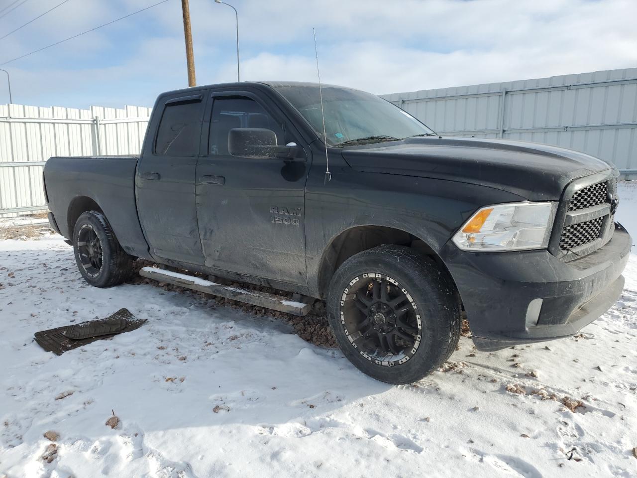 2016 RAM 1500 VIN 1C6RR7FG0GS304106 Copart auction photo, side / front end damage thumbnail 4