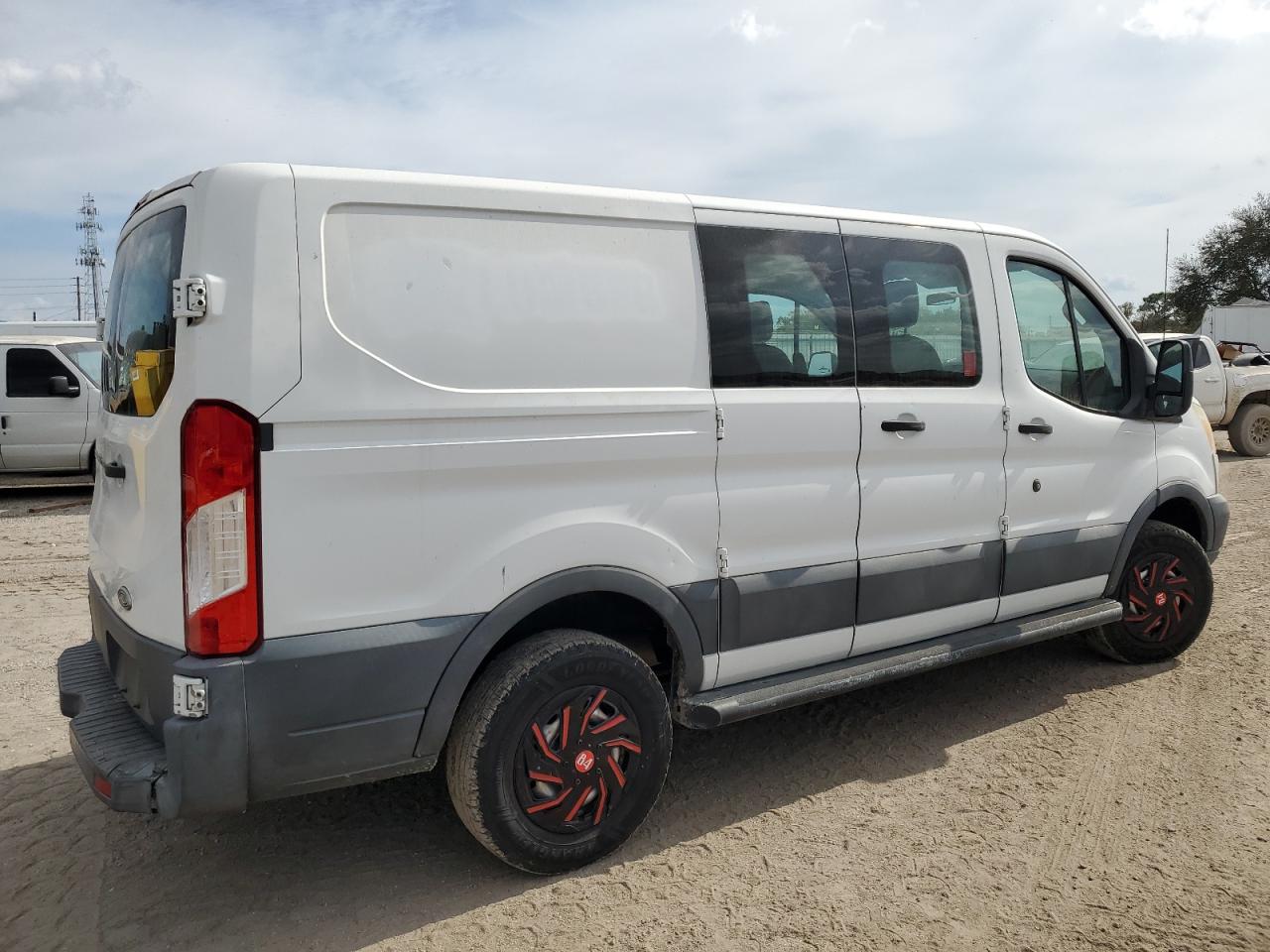 2015 Ford Transit VIN 1FTNR1ZM9FKA46480 Copart auction photo, side damage thumbnail 3
