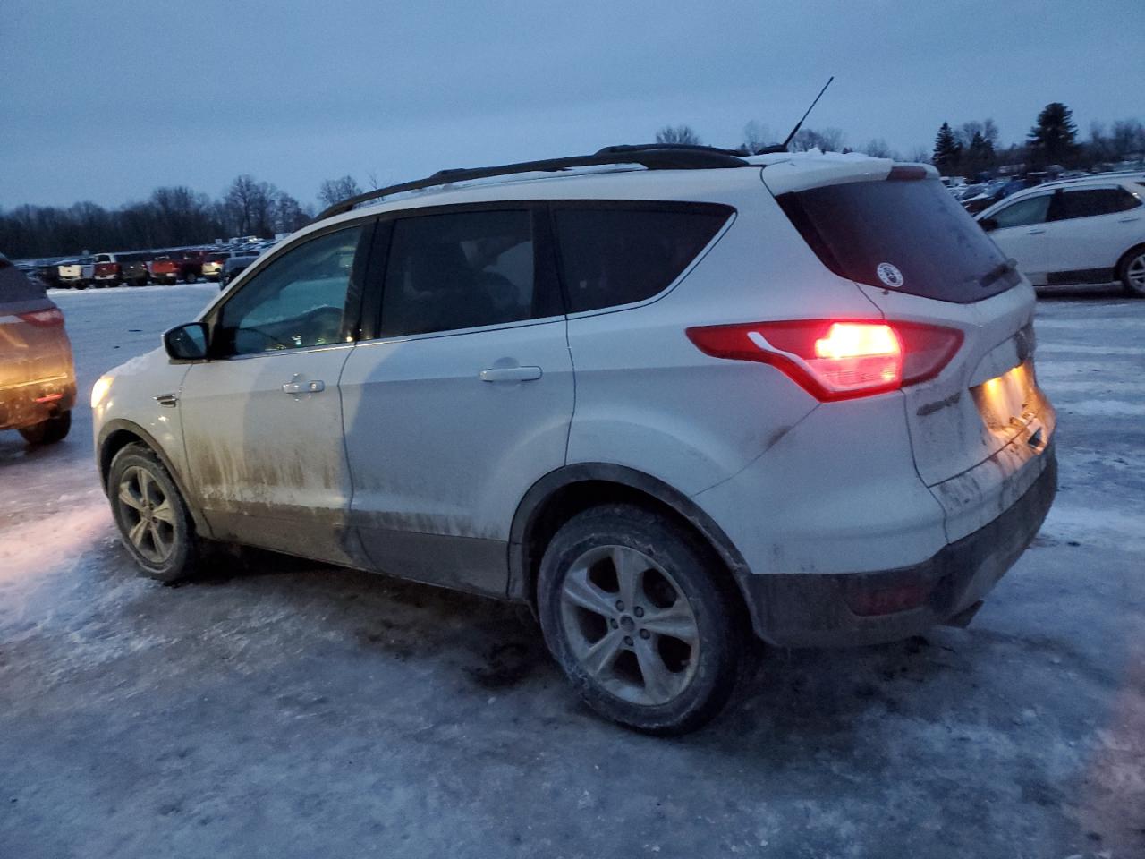 2016 Ford Escape VIN 1FMCU9GX8GUC82346 Copart auction photo, front end damage thumbnail 2