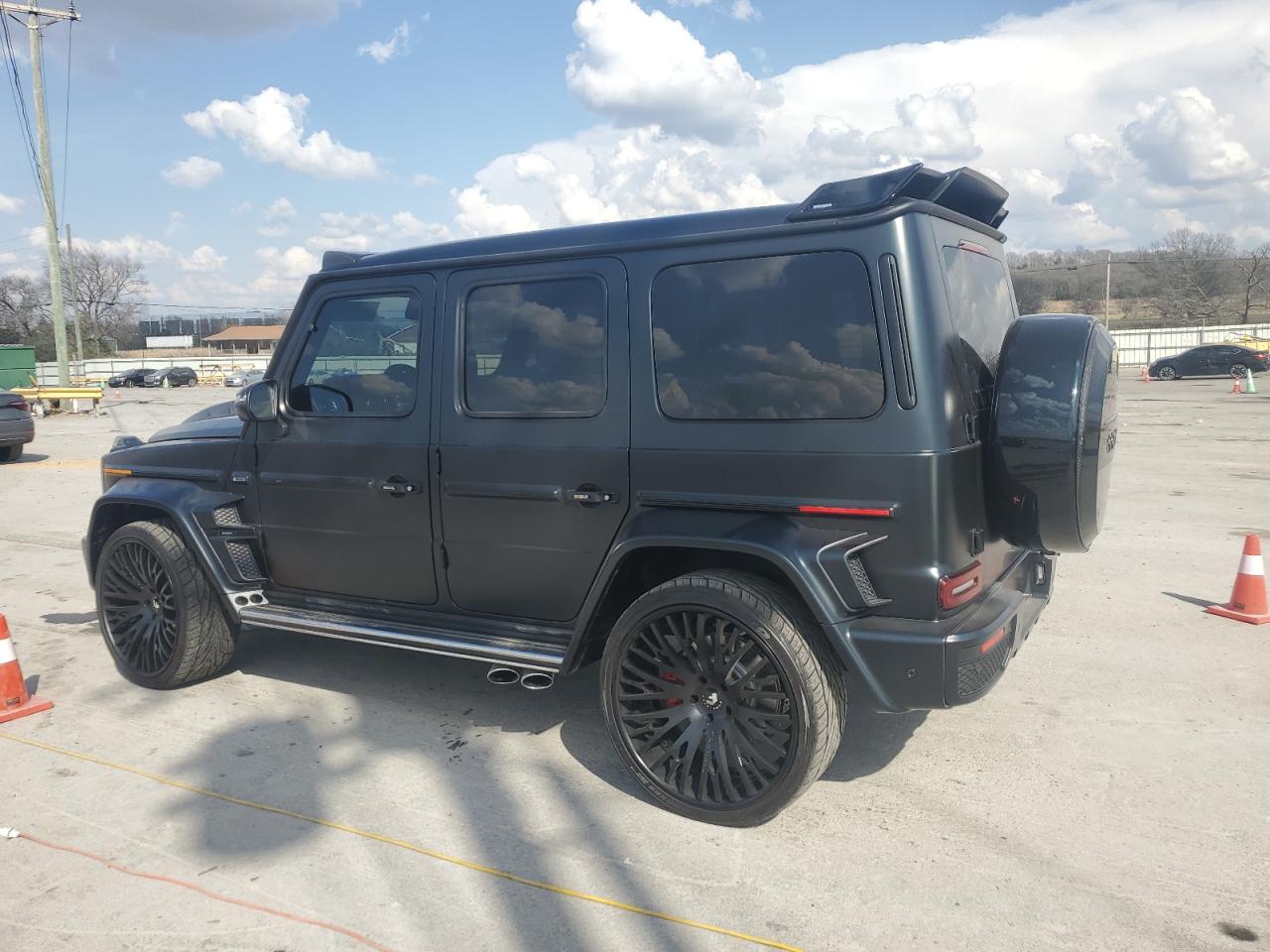 2020 Mercedes-Benz G-klasse VIN W1NYC7HJ1LX342724 Copart auction photo, minor dent/scratches damage thumbnail 2