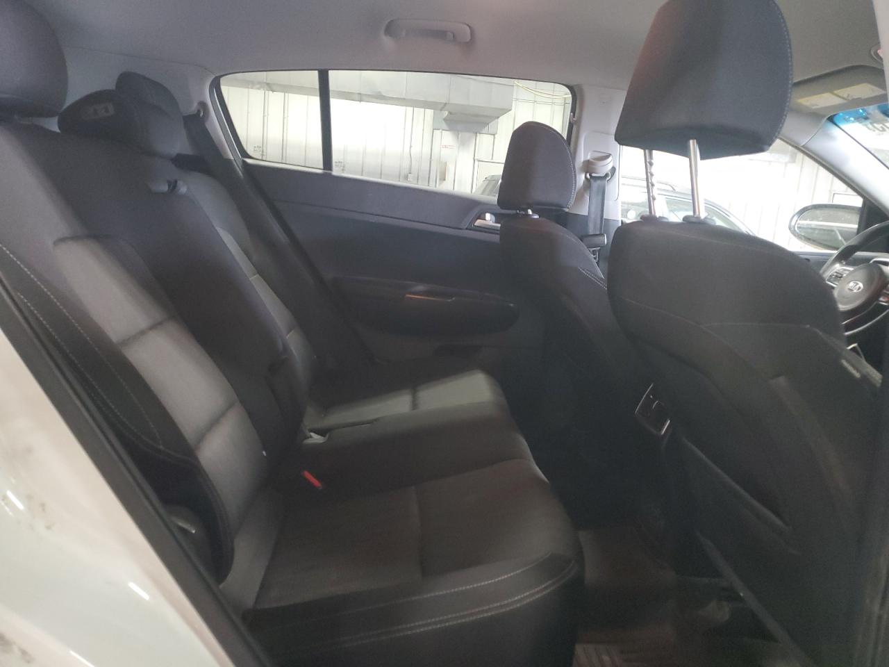 2019 KIA Sportage VIN KNDPMCAC5K7565559 Copart auction photo, minor dent/scratches damage thumbnail 11