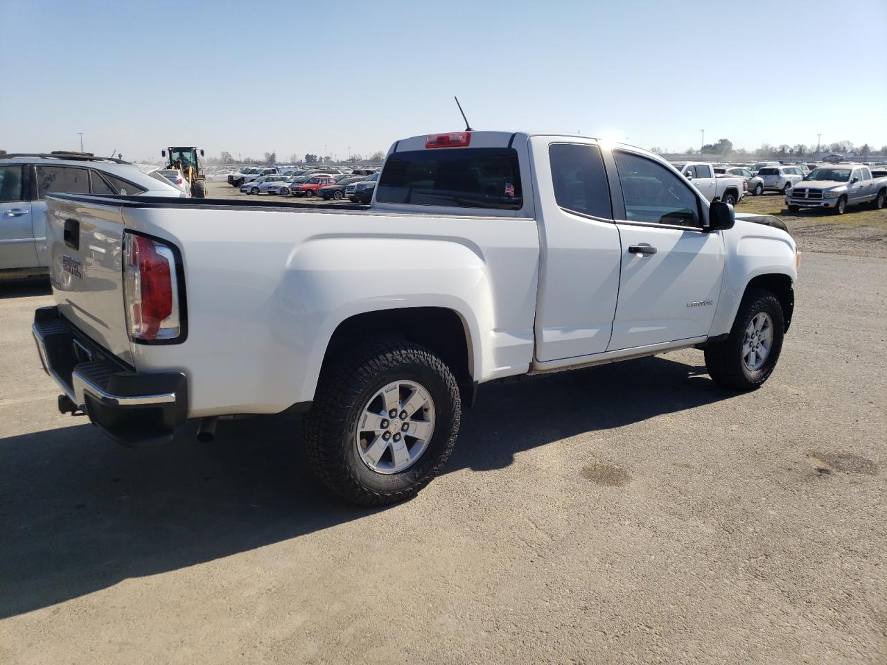 2018 GMC Canyon VIN 1GTH5AEA0J1247896 Copart auction photo, front end damage thumbnail 3