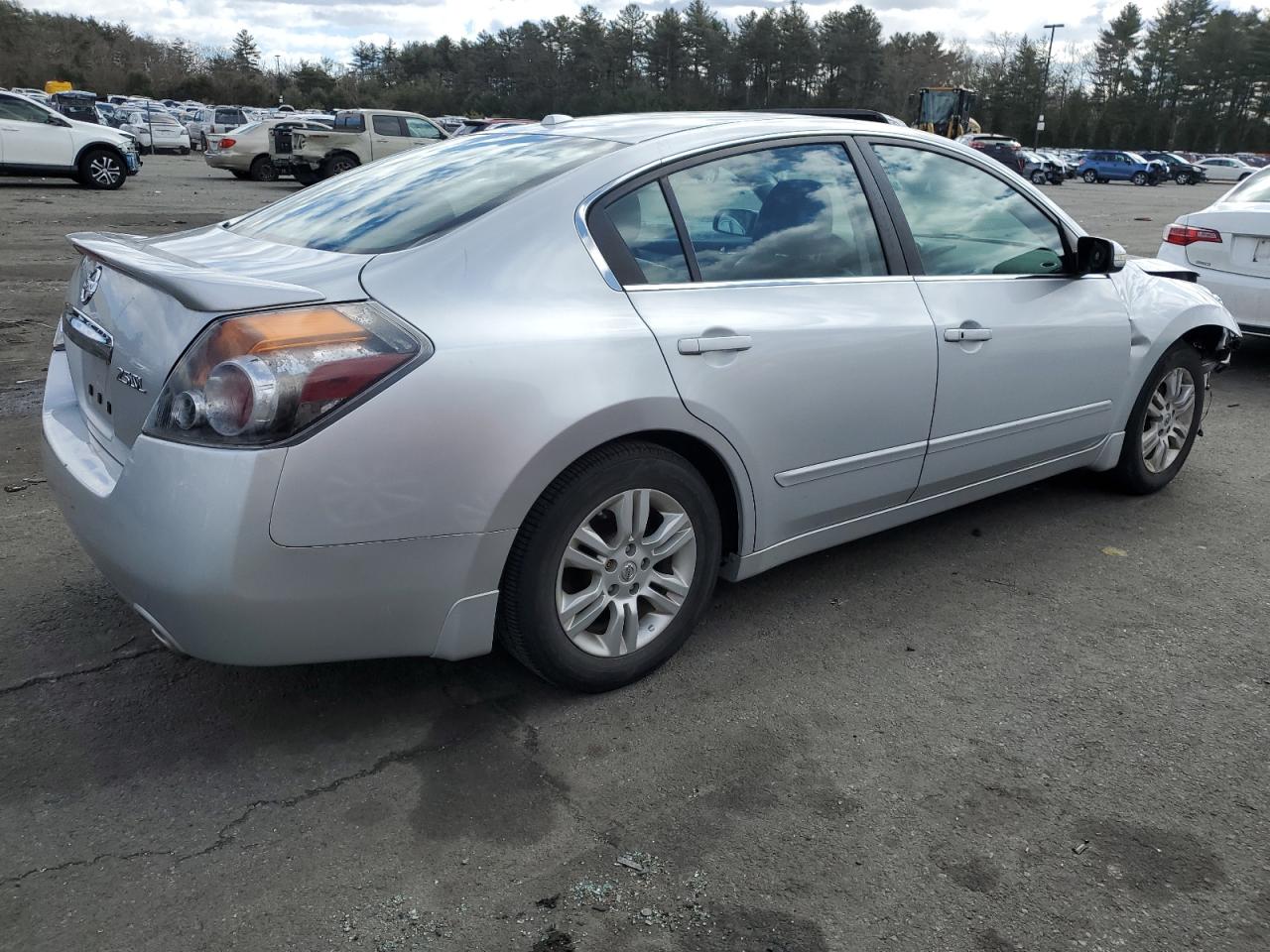 2012 Nissan Altima VIN 1N4AL2AP3CN528969 Copart auction photo, front end / minor dent/scratches damage thumbnail 3
