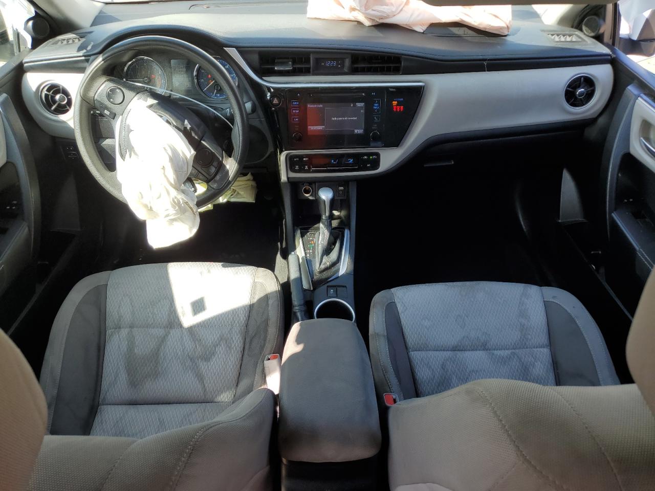 2018 Toyota Corolla VIN 5YFBURHE4JP845846 Copart auction photo, front end / rear end damage thumbnail 8