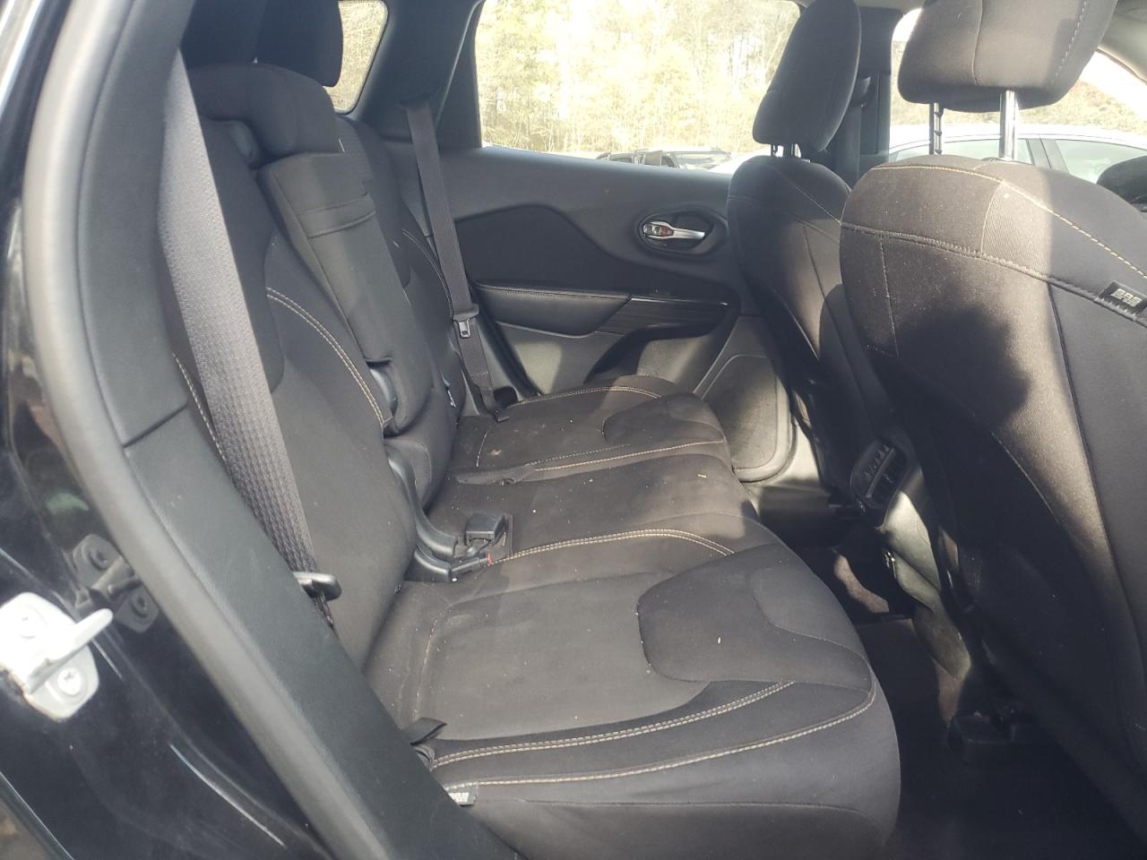 2016 Jeep Grand Cherokee VIN 1C4PJLCBXGW375945 Copart auction photo, front end / side damage thumbnail 11