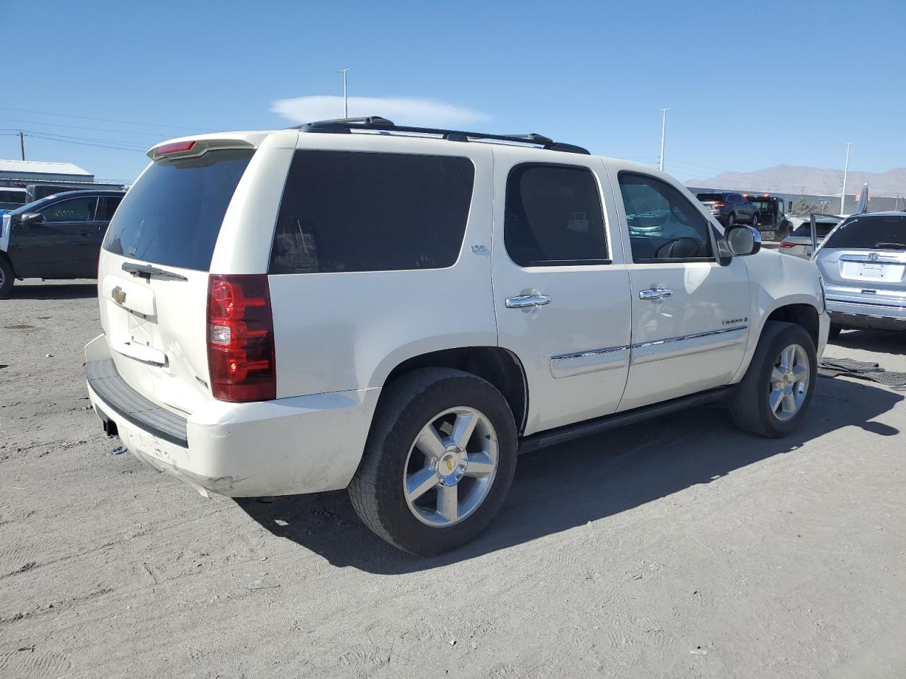 2008 Chevrolet Tahoe VIN 1GNFC13058R224043 Copart auction photo, front end damage thumbnail 3