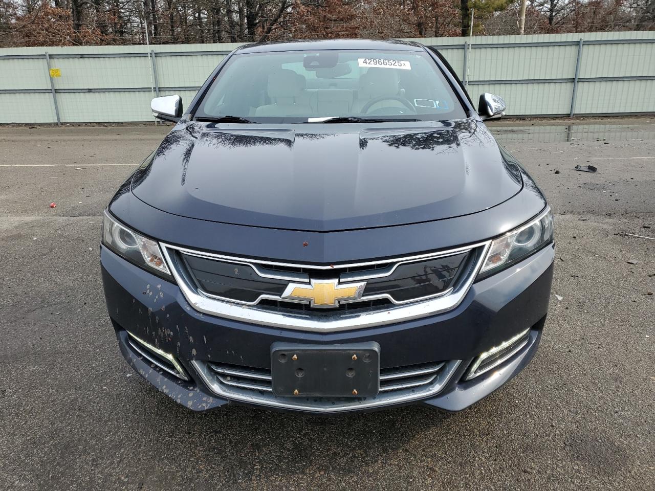 2019 Chevrolet Impala VIN 2G1105S38K9121126 Copart auction photo, side / front end damage thumbnail 5