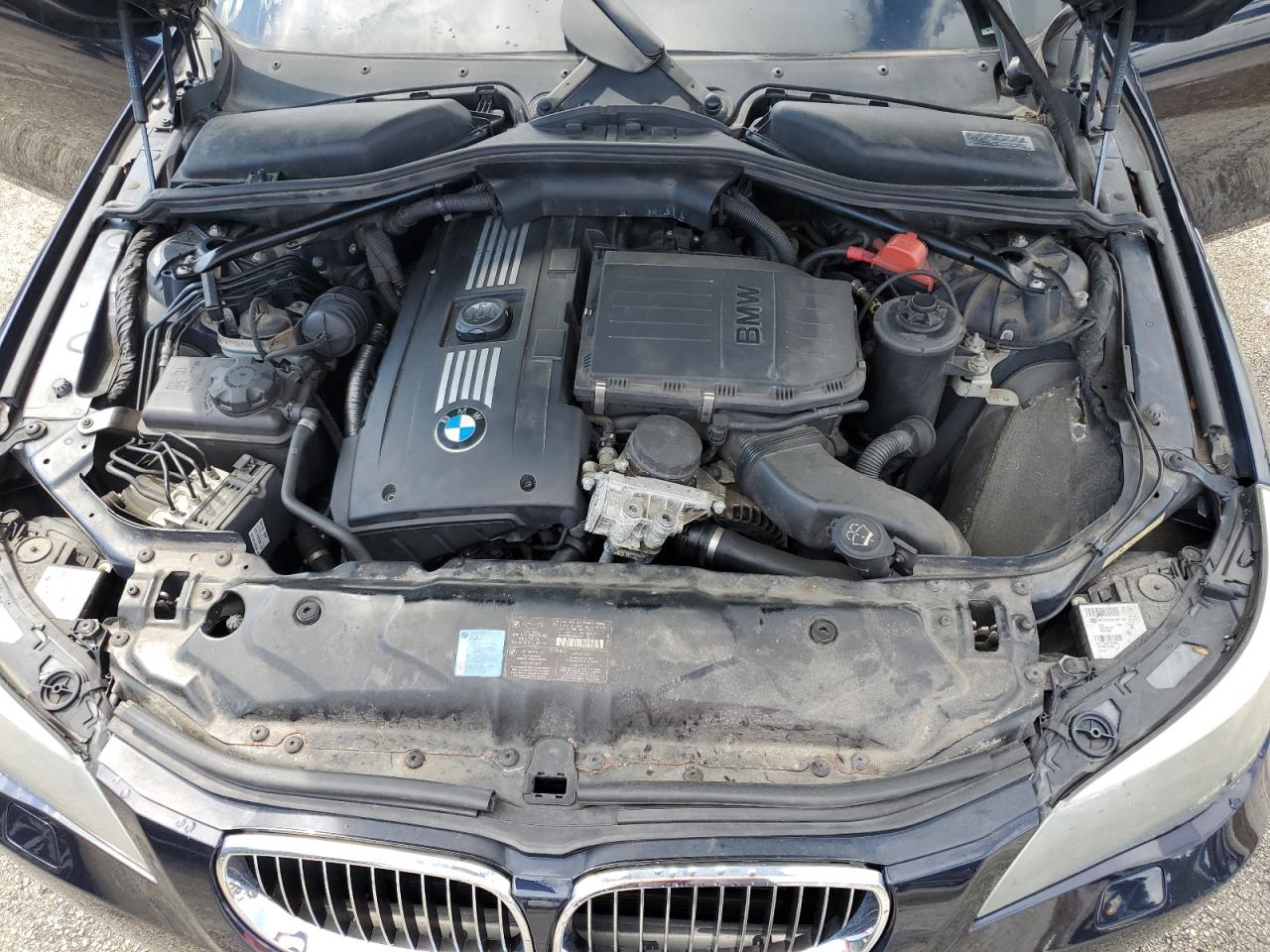 2008 BMW 5er VIN WBANV935X8C131253 Copart auction photo, water/flood damage thumbnail 11