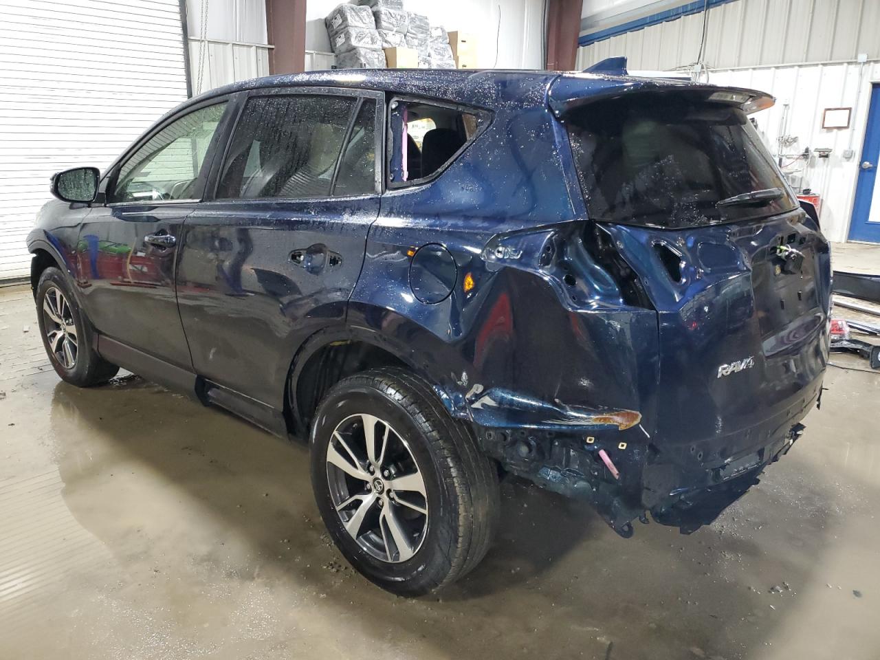 2018 Toyota RAV 4 VIN JTMRFREV9JJ255563 Copart auction photo, front end / rear end damage thumbnail 2