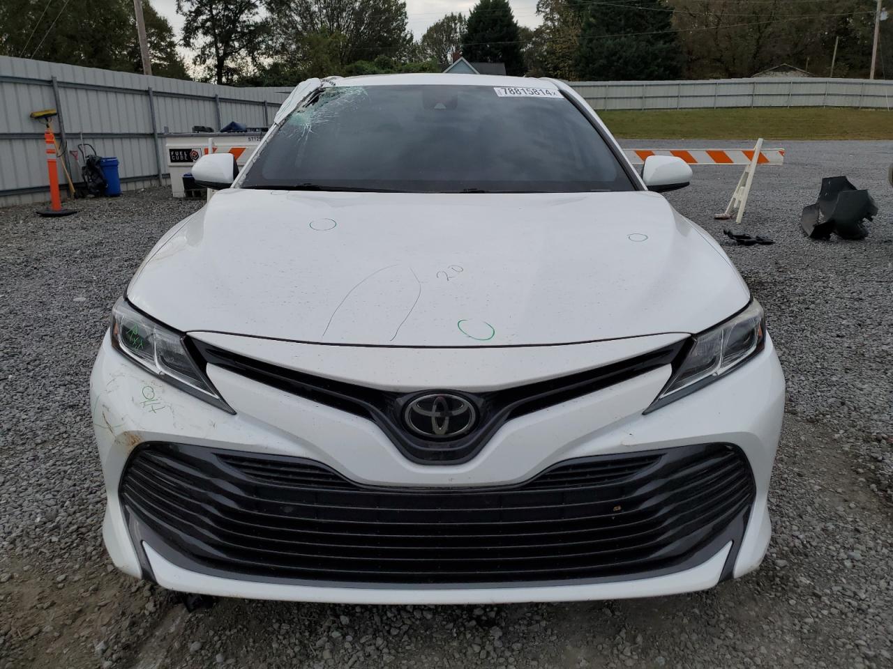 2019 Toyota Camry VIN 4T1B11HK7KU826899 Copart auction photo, front end / side damage thumbnail 5