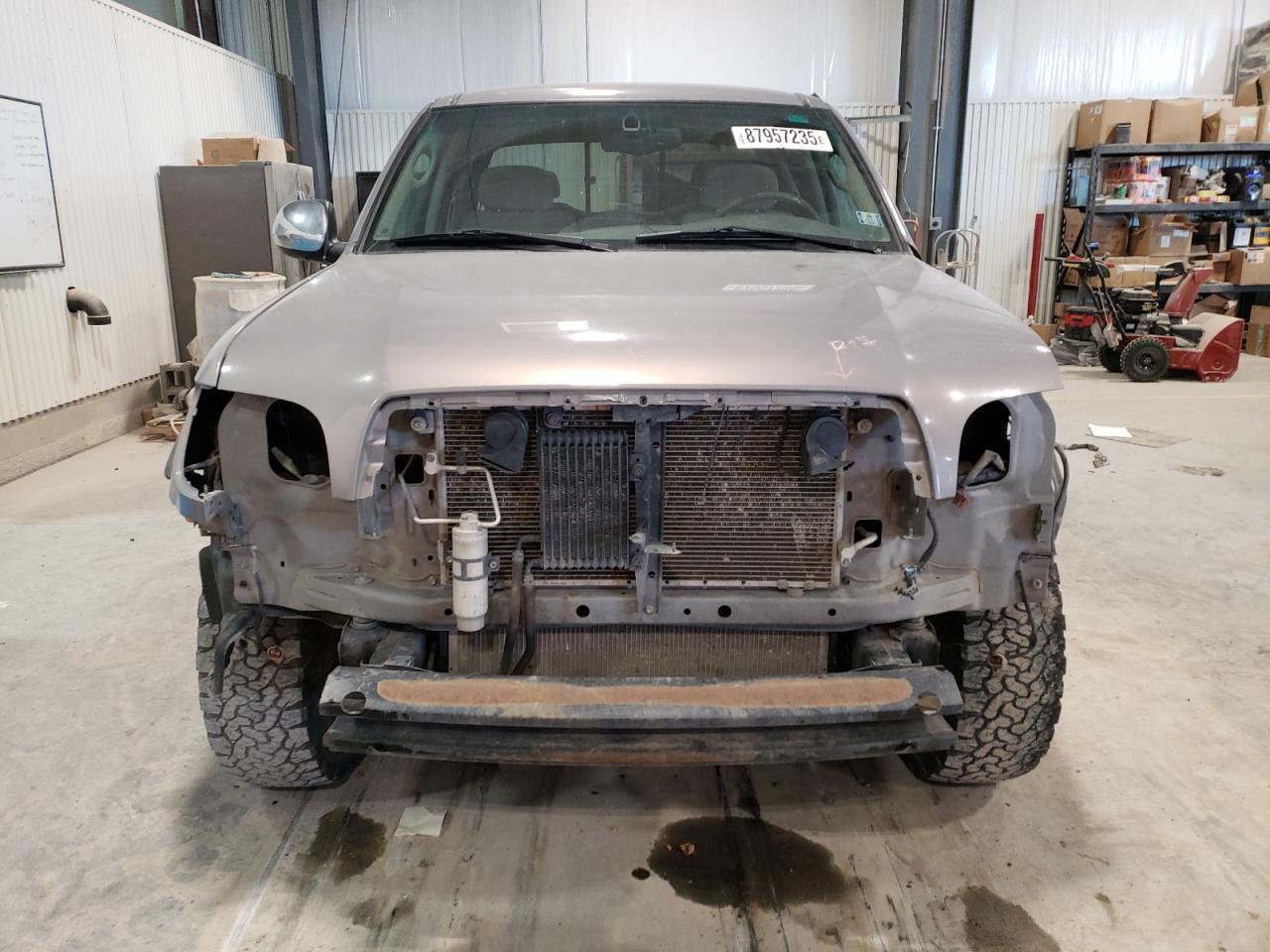 2001 Toyota Tundra VIN 5TBBT44171S173743 Copart auction photo, front end / side damage thumbnail 5