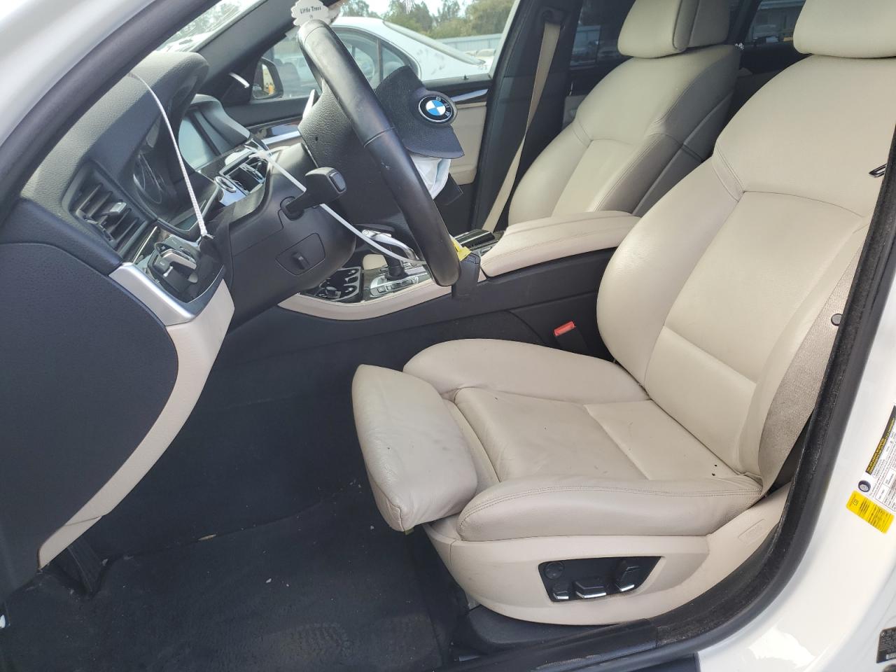 2011 BMW 5er VIN WBAFR7C58BC807140 Copart auction photo, front end damage thumbnail 7