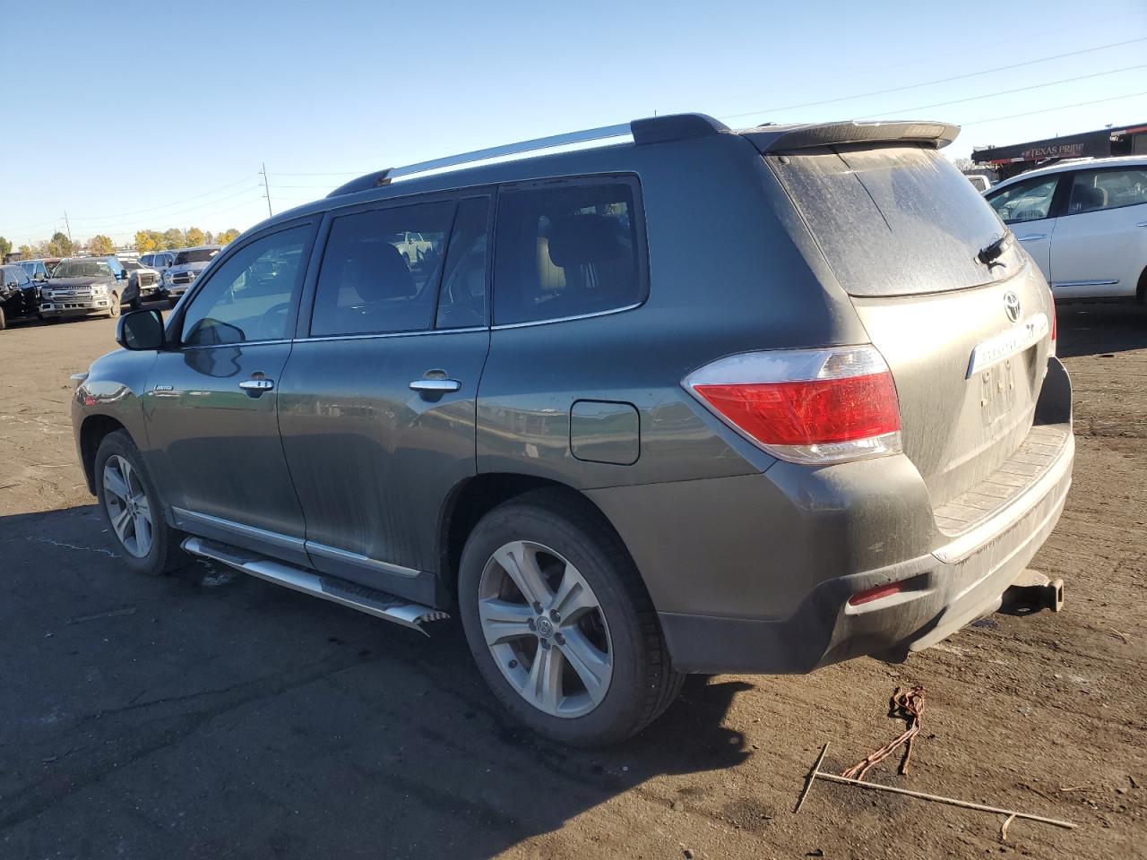2012 Toyota Highlander VIN 5TDDK3EH8CS146305 Copart auction photo, hail damage thumbnail 2