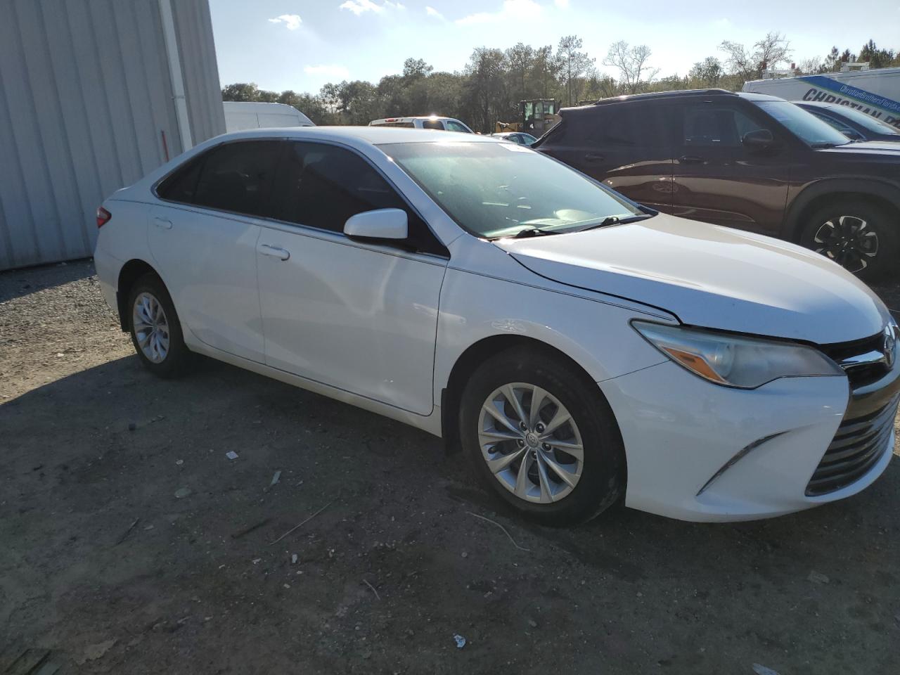 2017 Toyota Camry VIN 4T1BF1FK4HU661603 Copart auction photo, front end / side damage thumbnail 4