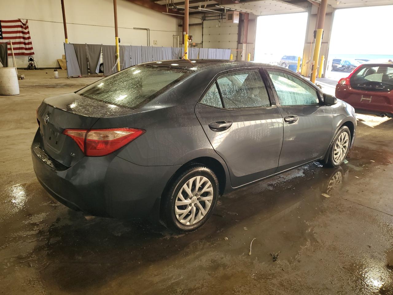 2018 Toyota Corolla VIN 2T1BURHE1JC073497 Copart auction photo, water/flood damage thumbnail 3