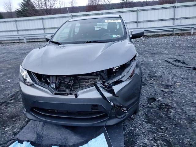 2019 Nissan Rogue VIN JN1BJ1CR4KW621556 Copart auction photo, front end damage thumbnail 11