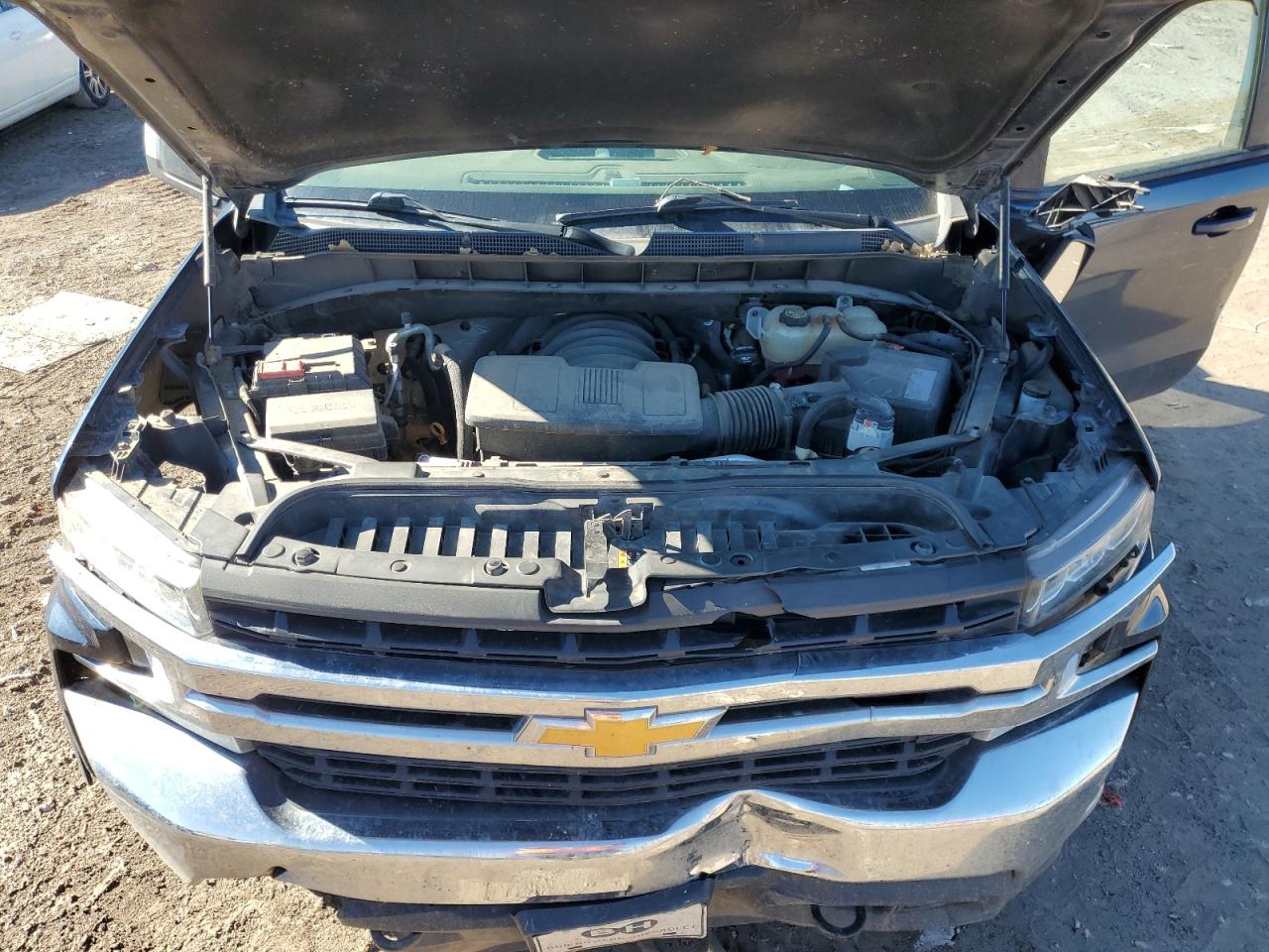 2020 Chevrolet Silverado VIN 1GCUYDED4LZ240097 Copart auction photo, side / front end damage thumbnail 11