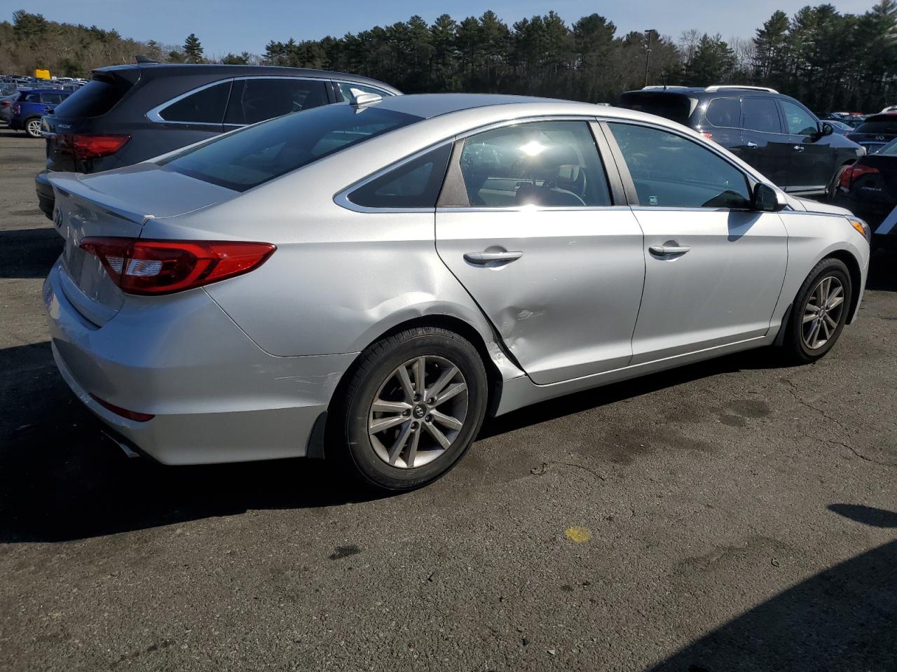 2017 Hyundai Sonata VIN 5NPE24AF0HH455746 Copart auction photo, side / minor dent/scratches damage thumbnail 3
