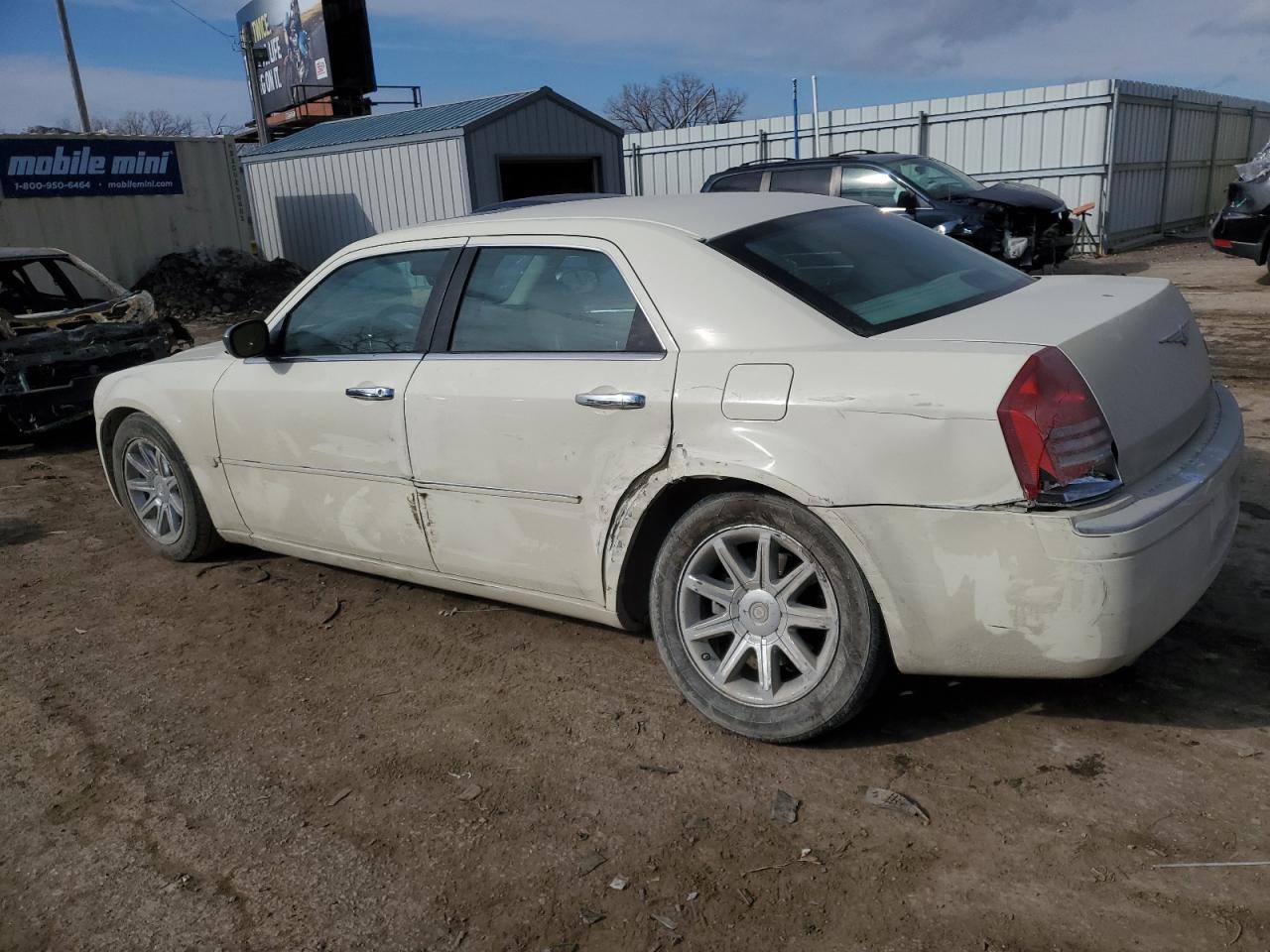 2006 Chrysler 300 VIN 2C3KA63H06H171480 Copart auction photo, rear end damage thumbnail 2