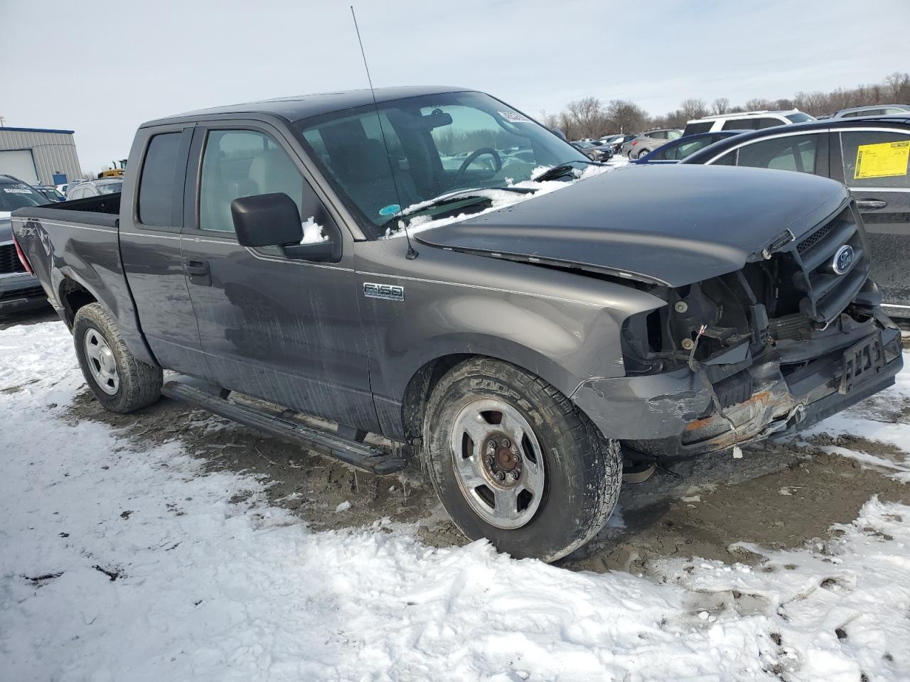 2005 Ford F-150 VIN 1FTRX14W45FB61544 Copart auction photo, front end damage thumbnail 4