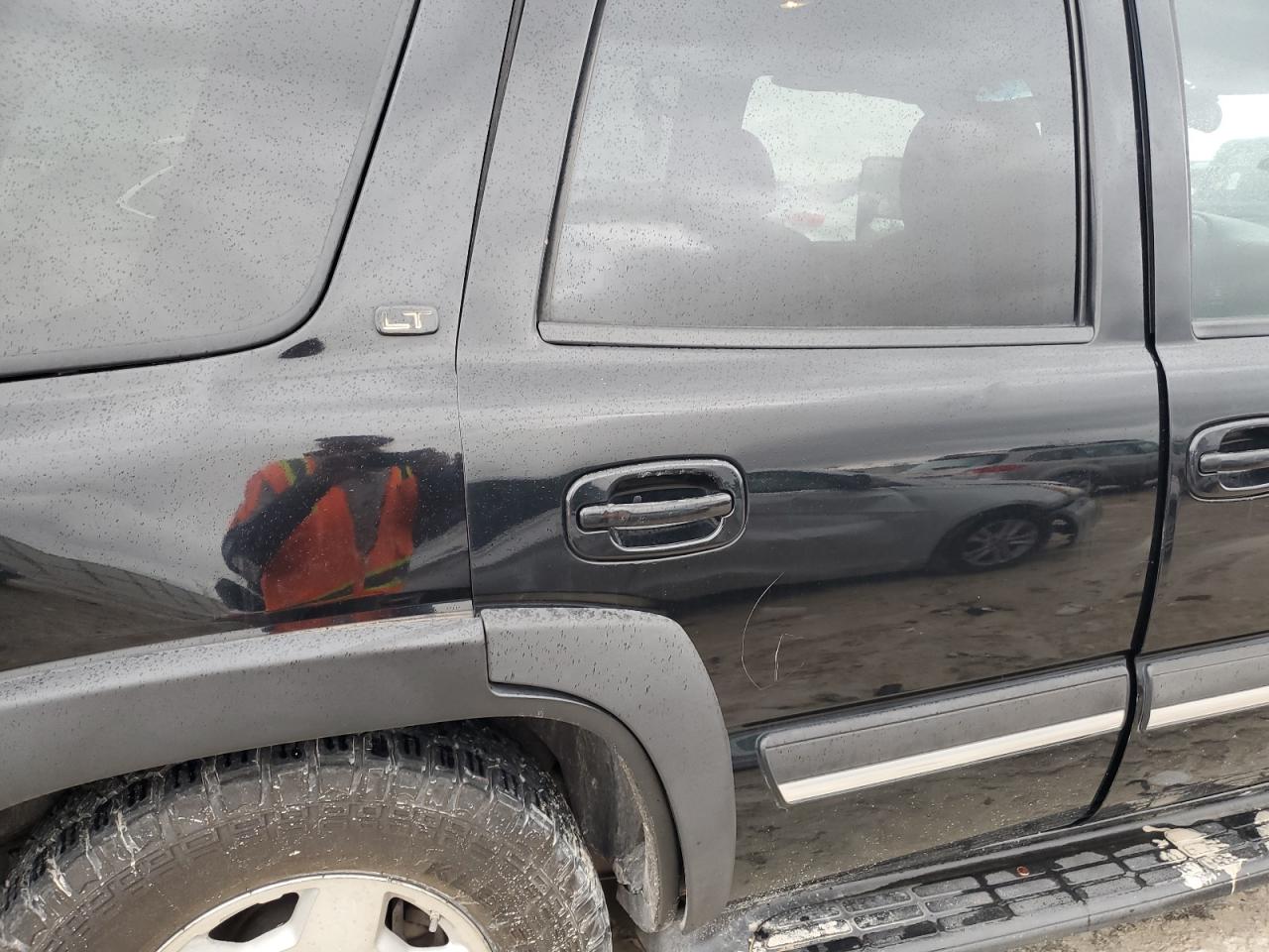 2006 Chevrolet Tahoe VIN 1GNEC13Z36R163122 Copart auction photo, all over damage thumbnail 11