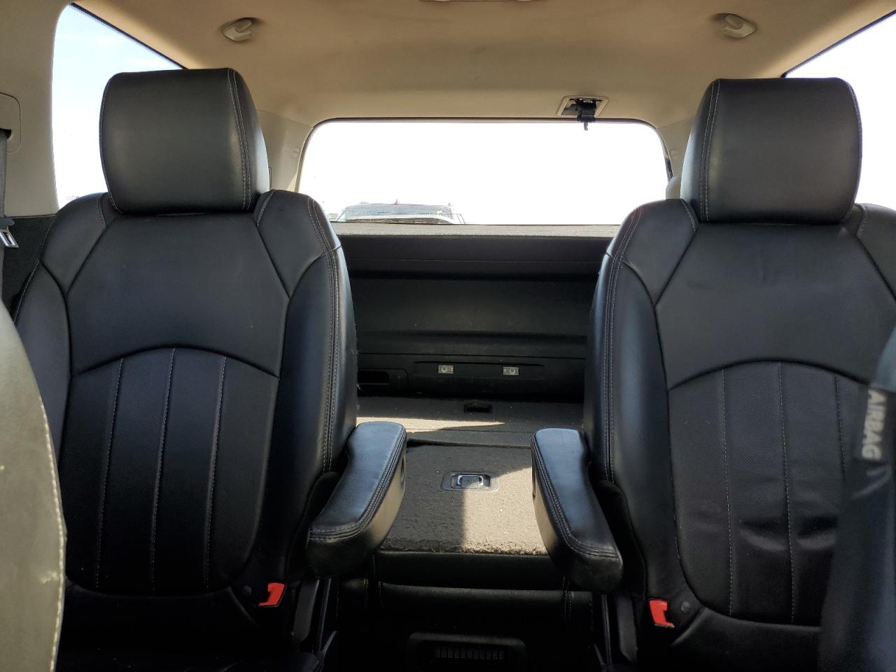 2013 GMC Acadia VIN 1GKKVTKD4DJ235985 Copart auction photo, front end / minor dent/scratches damage thumbnail 10