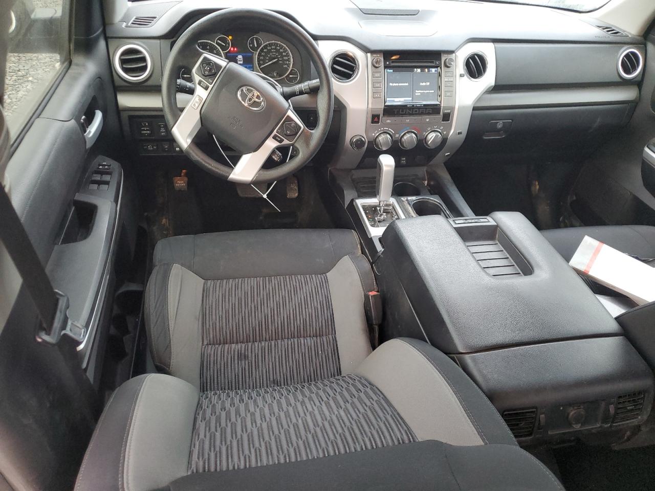 2017 Toyota Tundra VIN 5TFDW5F10HX650544 Copart auction photo, front end damage thumbnail 8