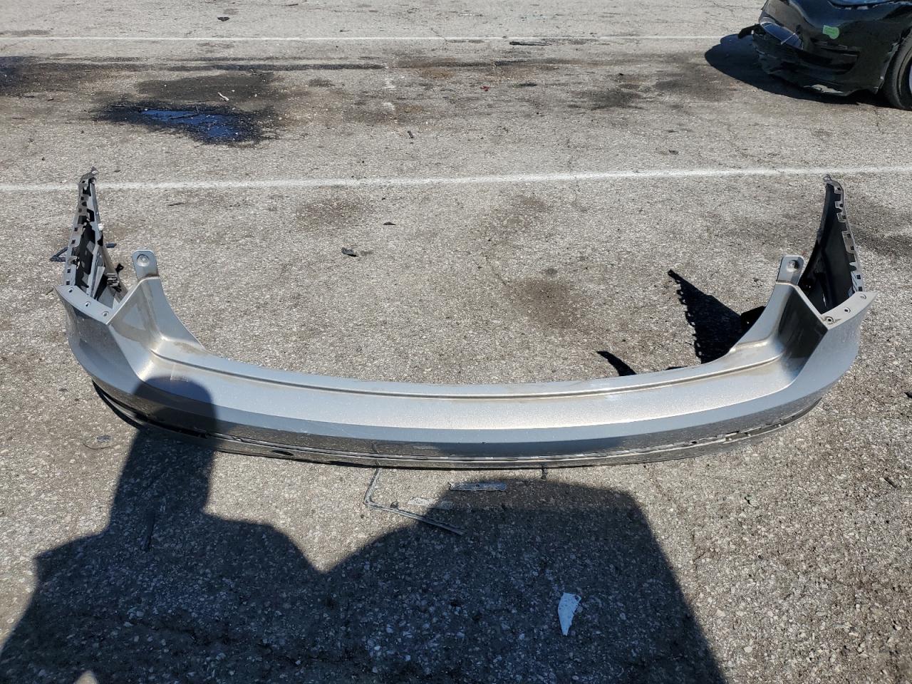 2018 Bentley Bentayga VIN SJAAC4ZV0JC020171 Copart auction photo, side / rear end damage thumbnail 13